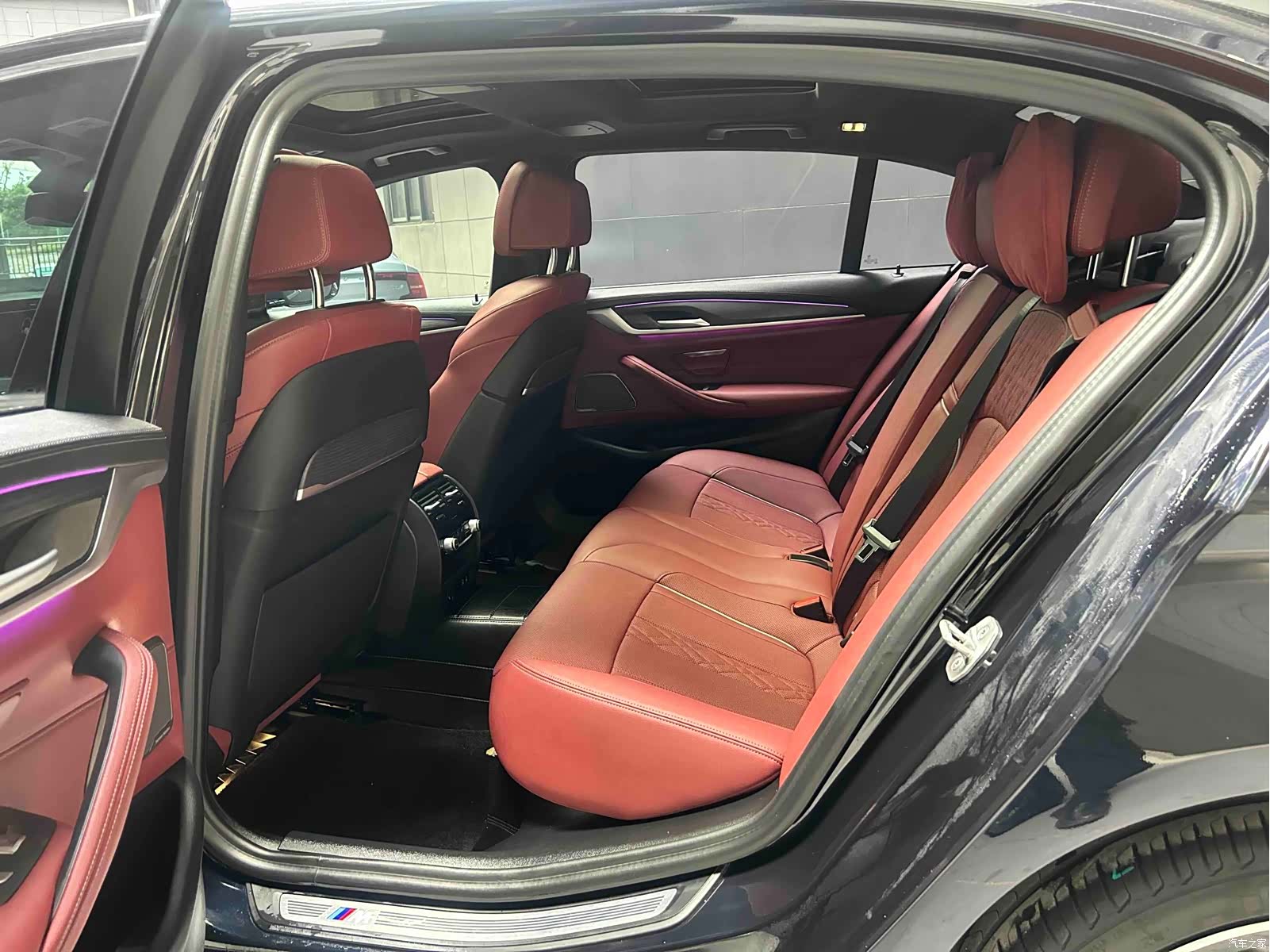 BMW 5 Series, 2023 все фото