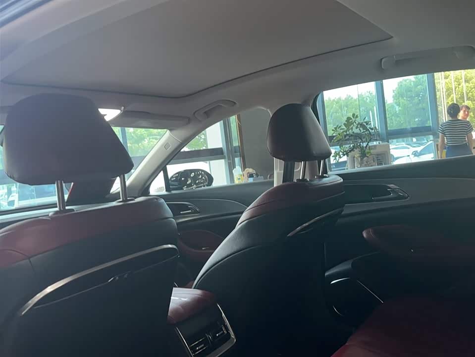 Hongqi H5 Hongqi H5