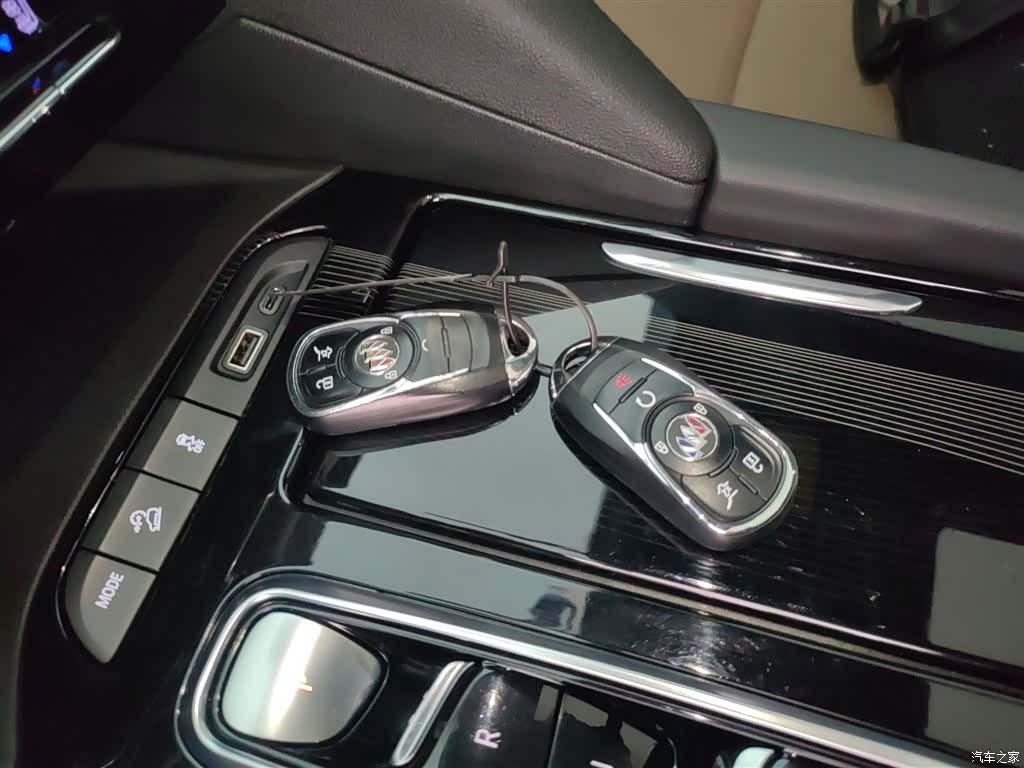 Buick Enclave, 2021 9