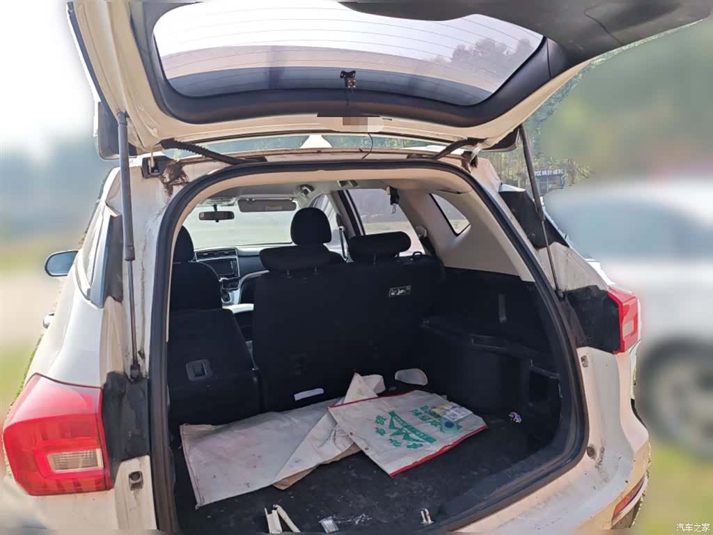 Haval M6, 2018 10