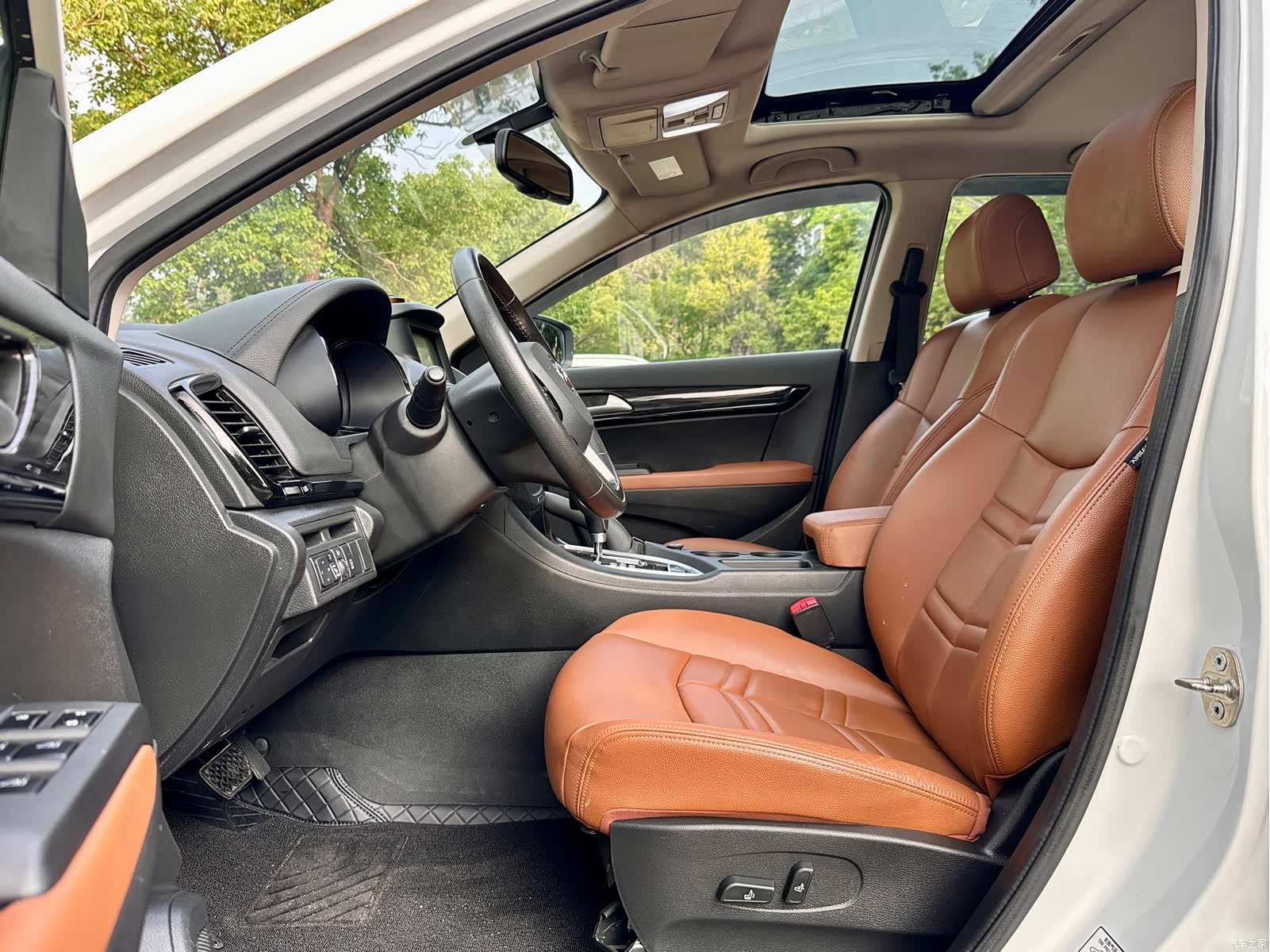 Nissan MX5, 2017 7