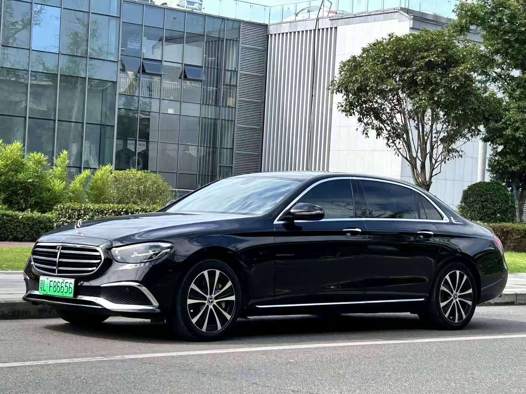 Mercedes-Benz E-Class, 2021 1