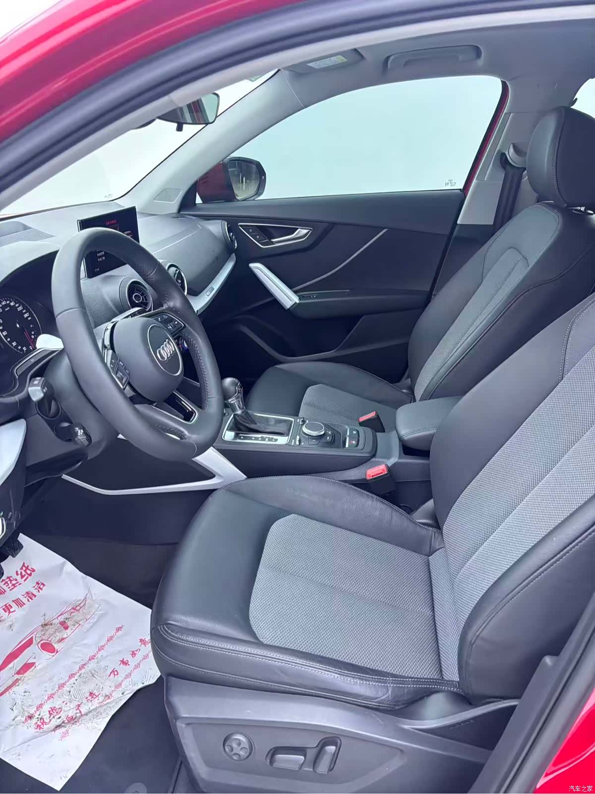 Audi Q2L, 2019 8