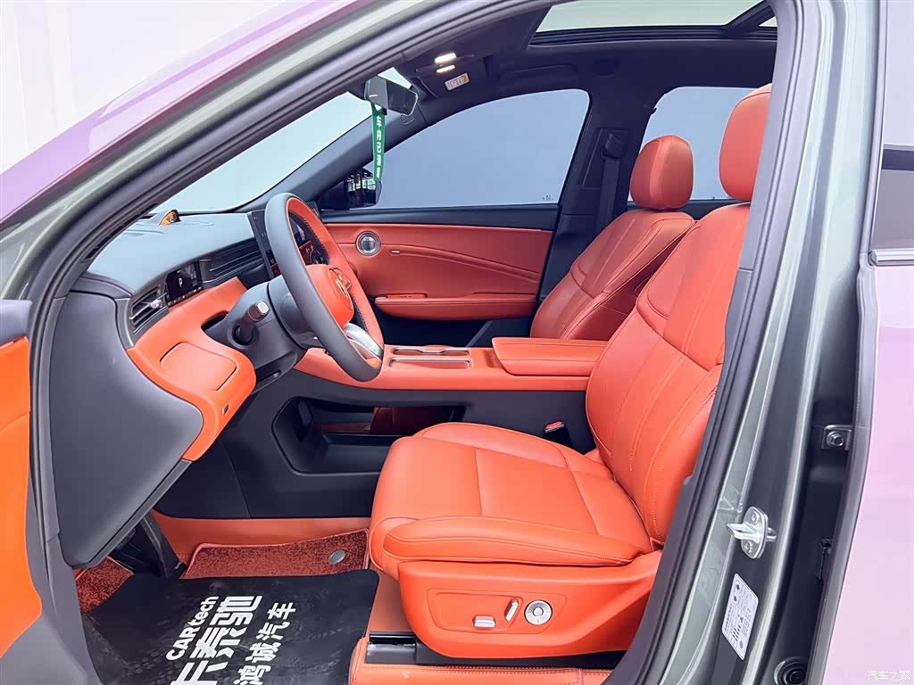Hongqi HS6, 2026 15
