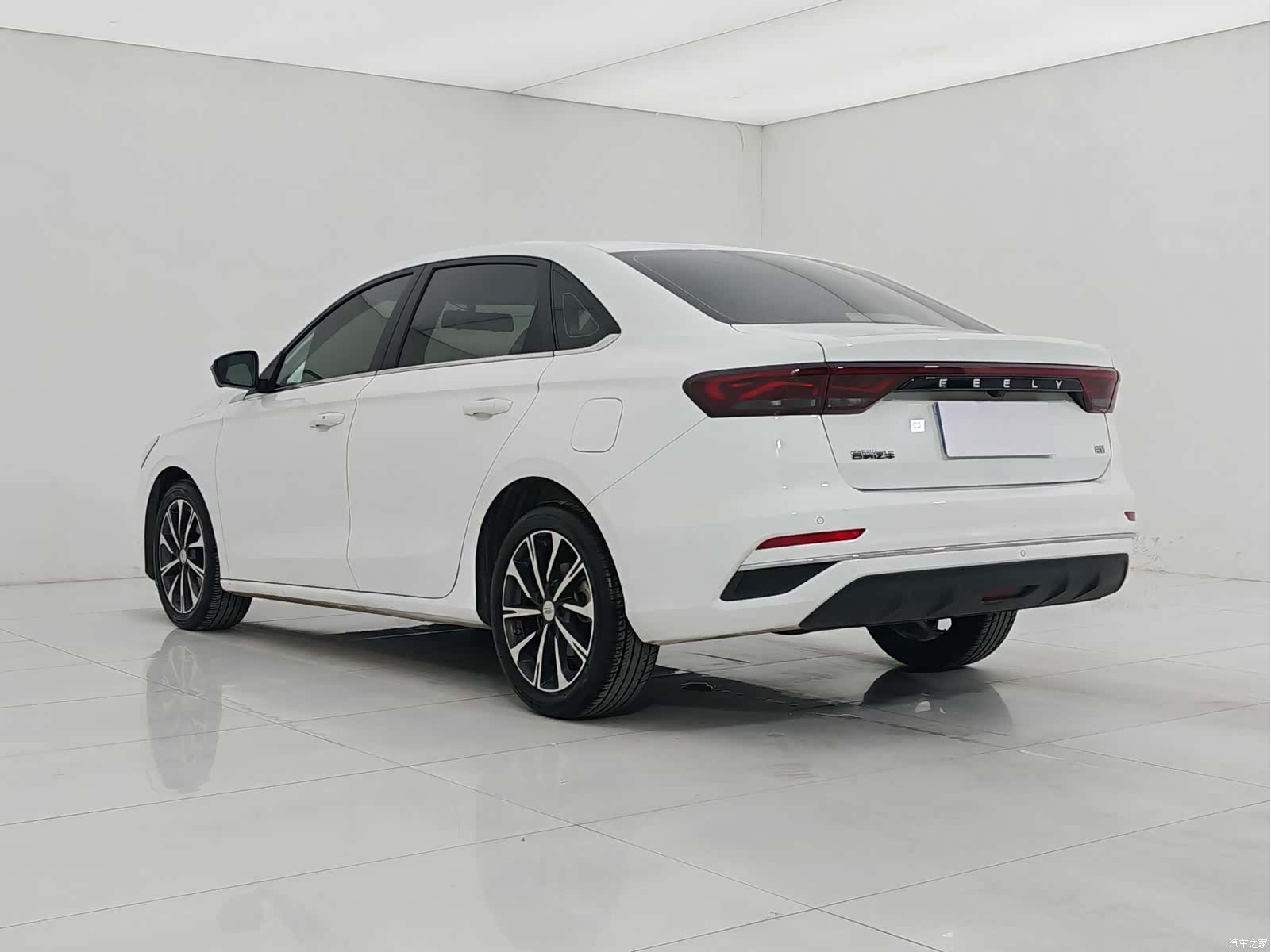 Geely Emgrand, 2024 3