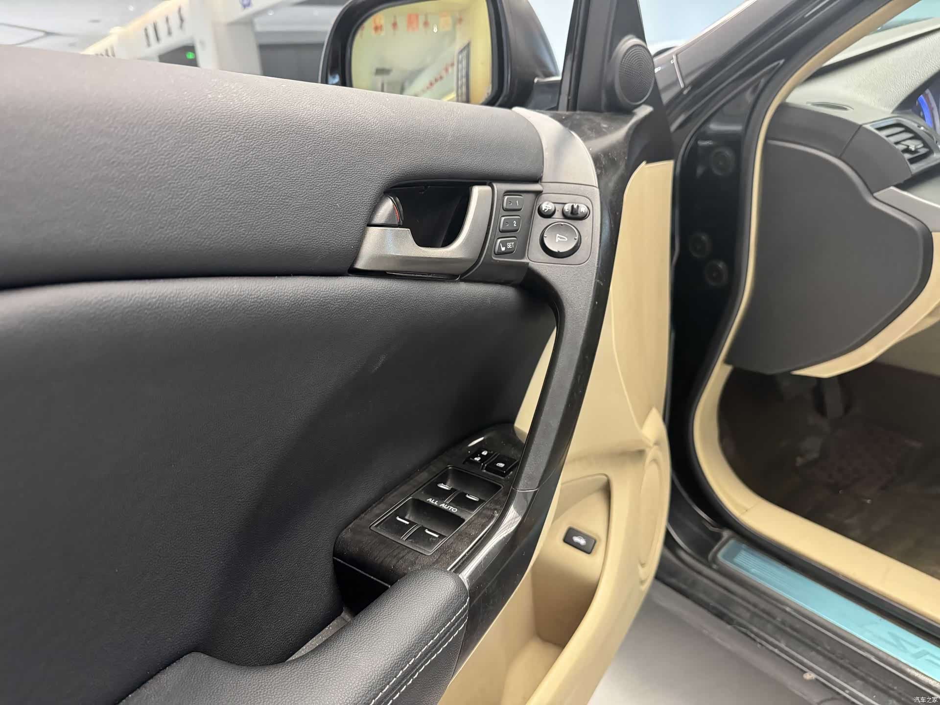 Honda Spirior, 2012 все фото