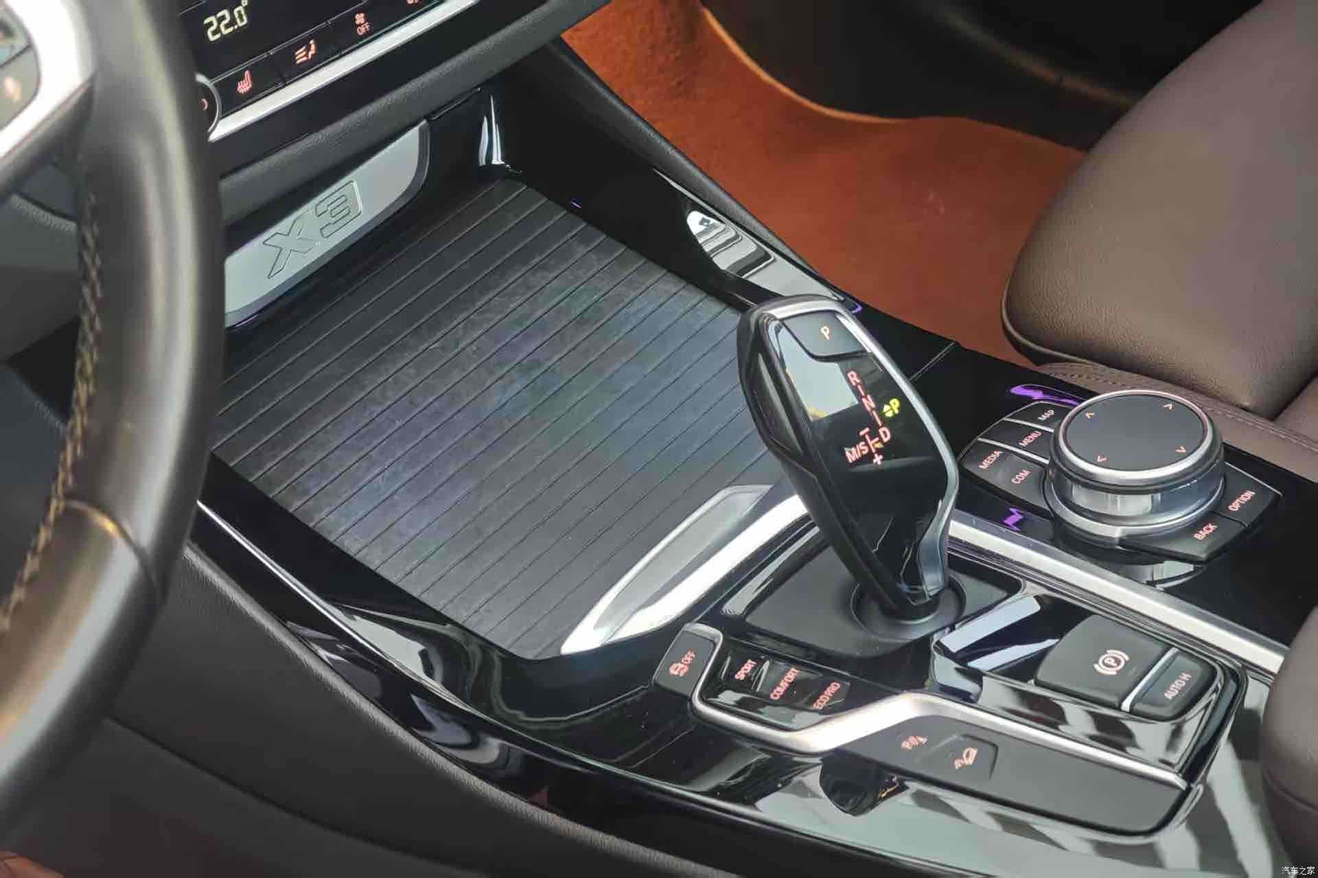 BMW X3, 2021 11