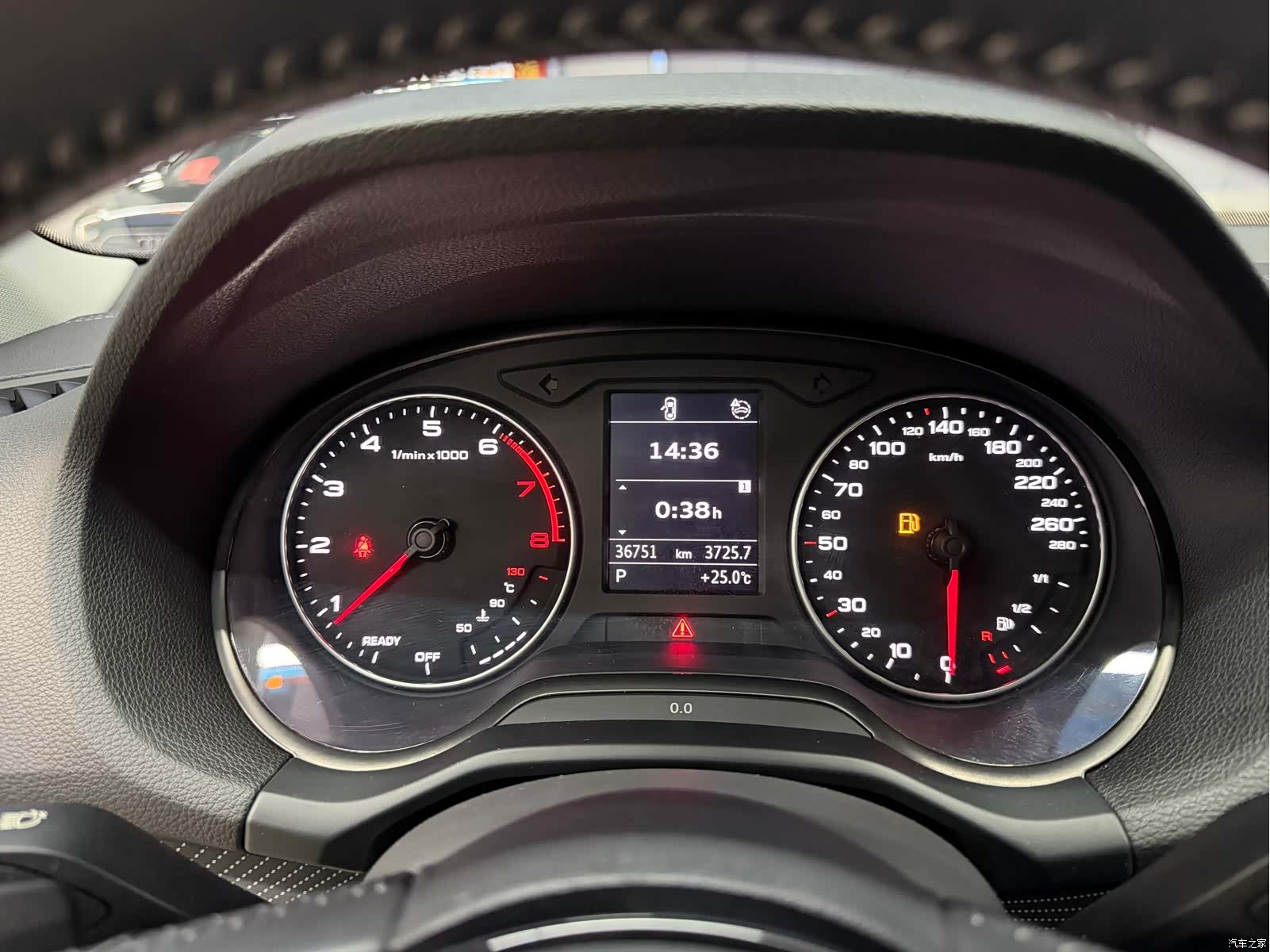 Audi Q2L, 2022 9