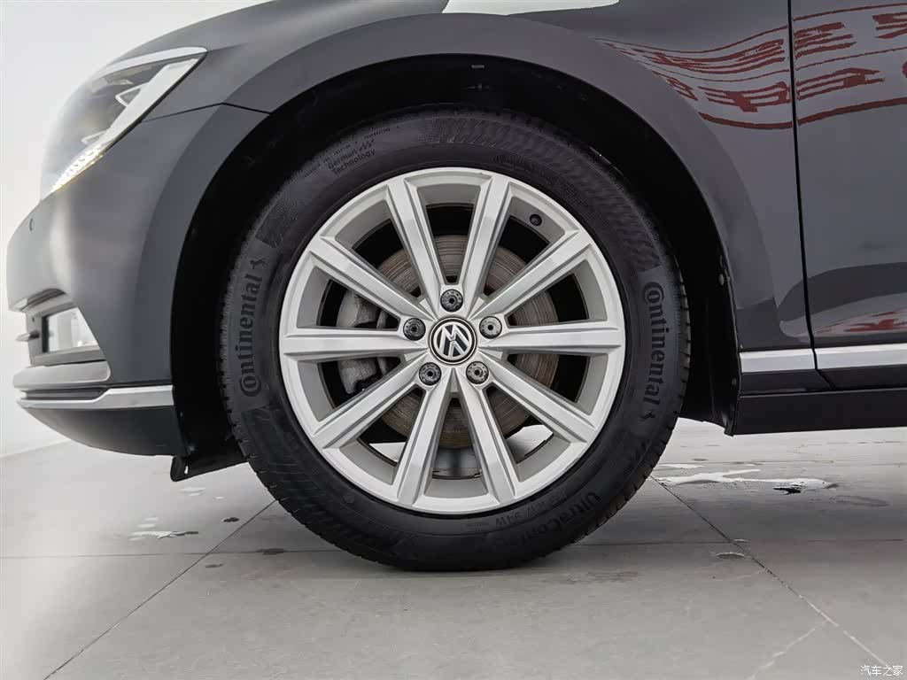 Volkswagen Magotan, 2019 17