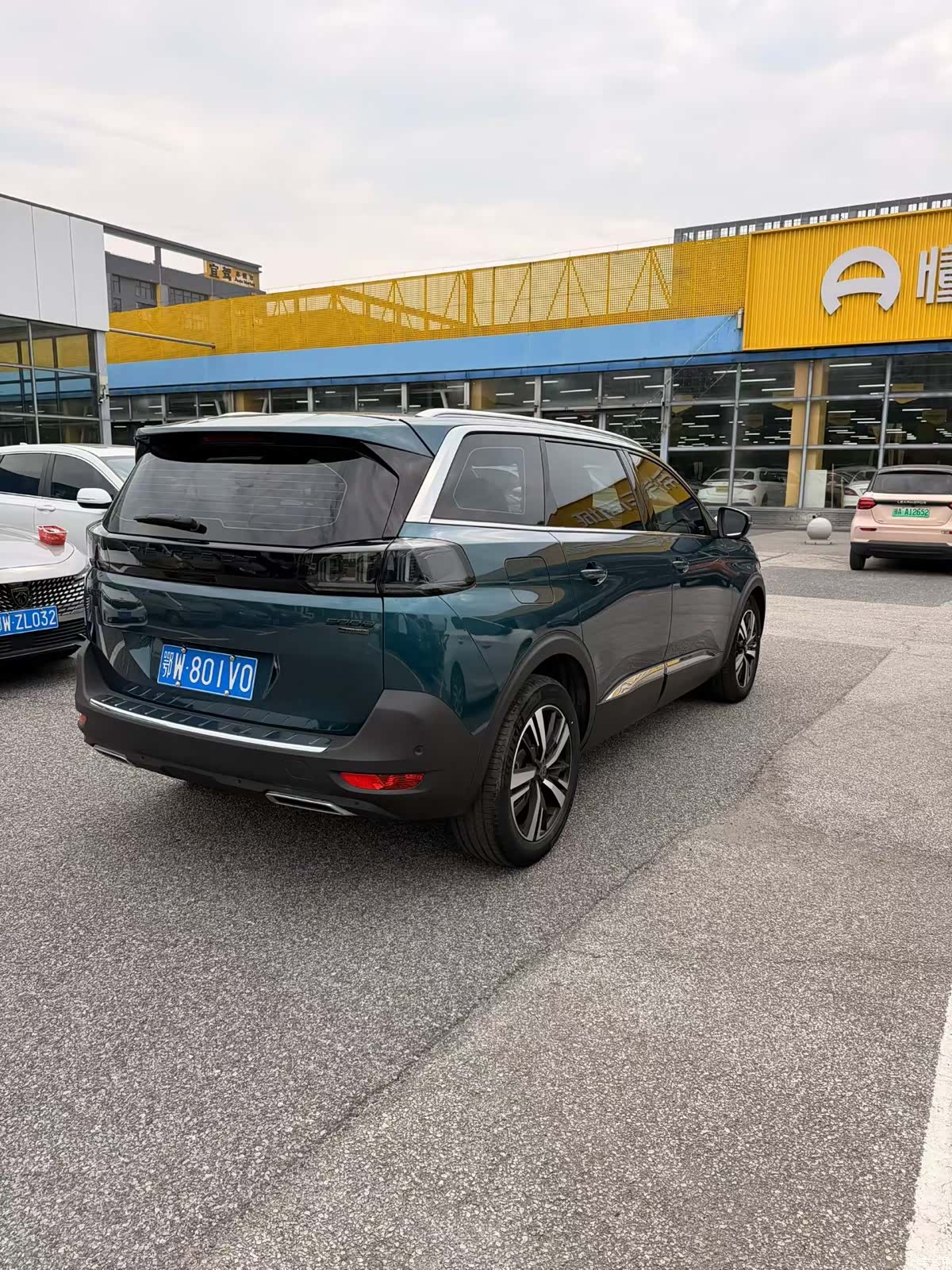 Peugeot 5008, 2023 7