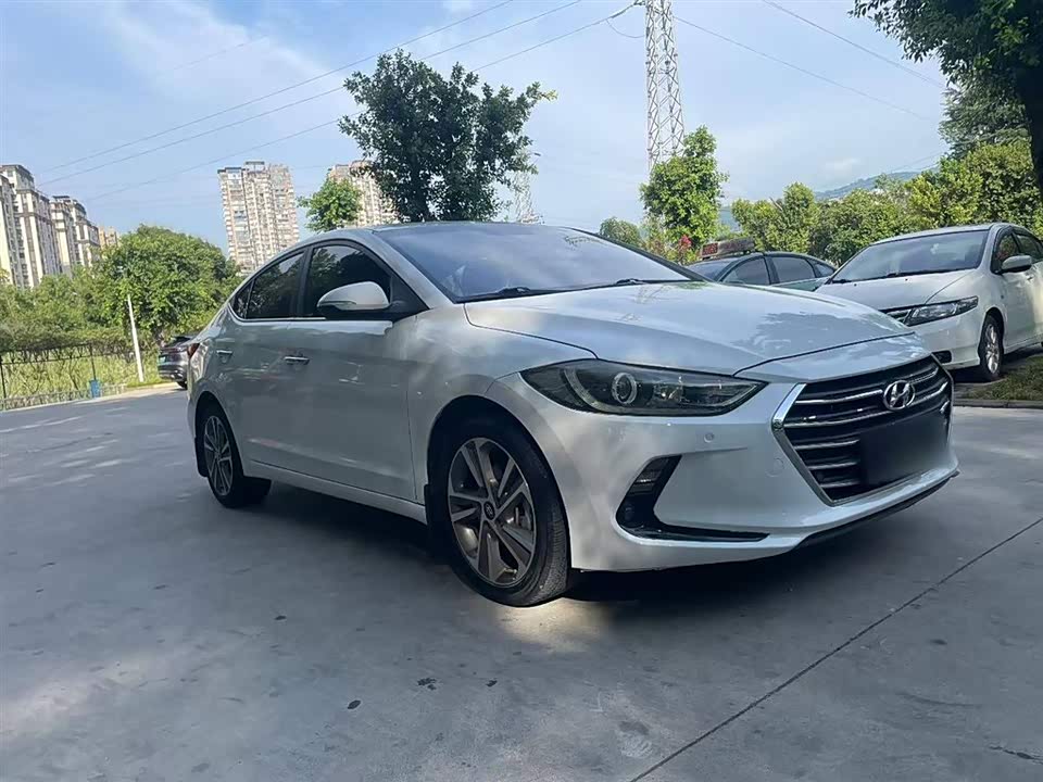 Hyundai Lead