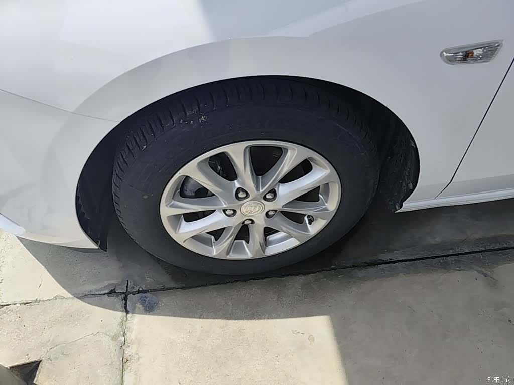 Buick GL6, 2020 23