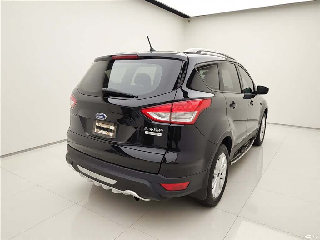 Ford Kuga, 2015 7