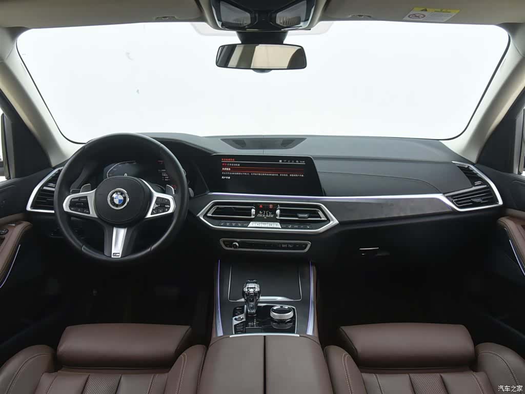 BMW X5, 2021 9