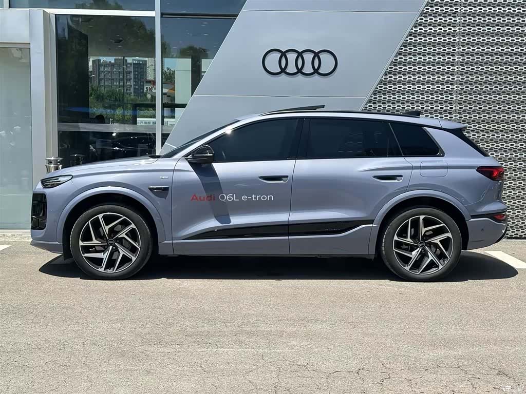 Audi e-tron, 2025 23