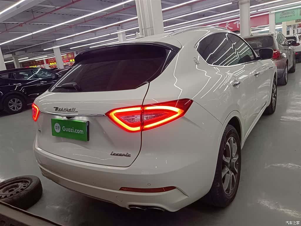 Maserati Levante, 2017 4