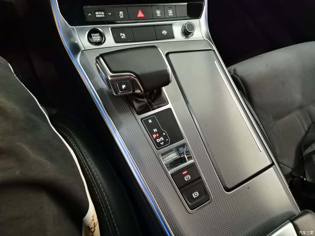 Audi A6L, 2022 14