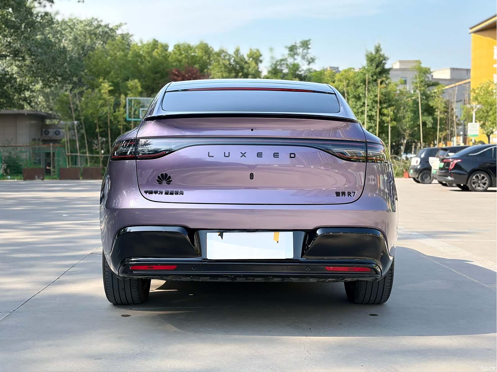 Luxeed R7, 2026 14