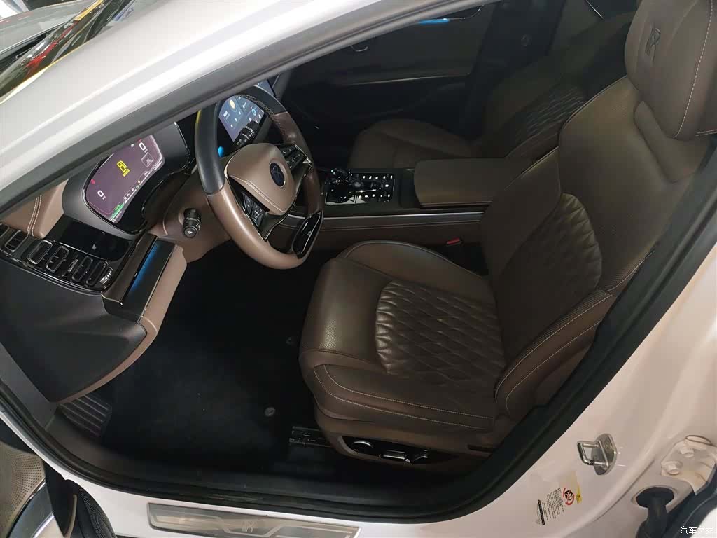 BYD Han, 2021 16
