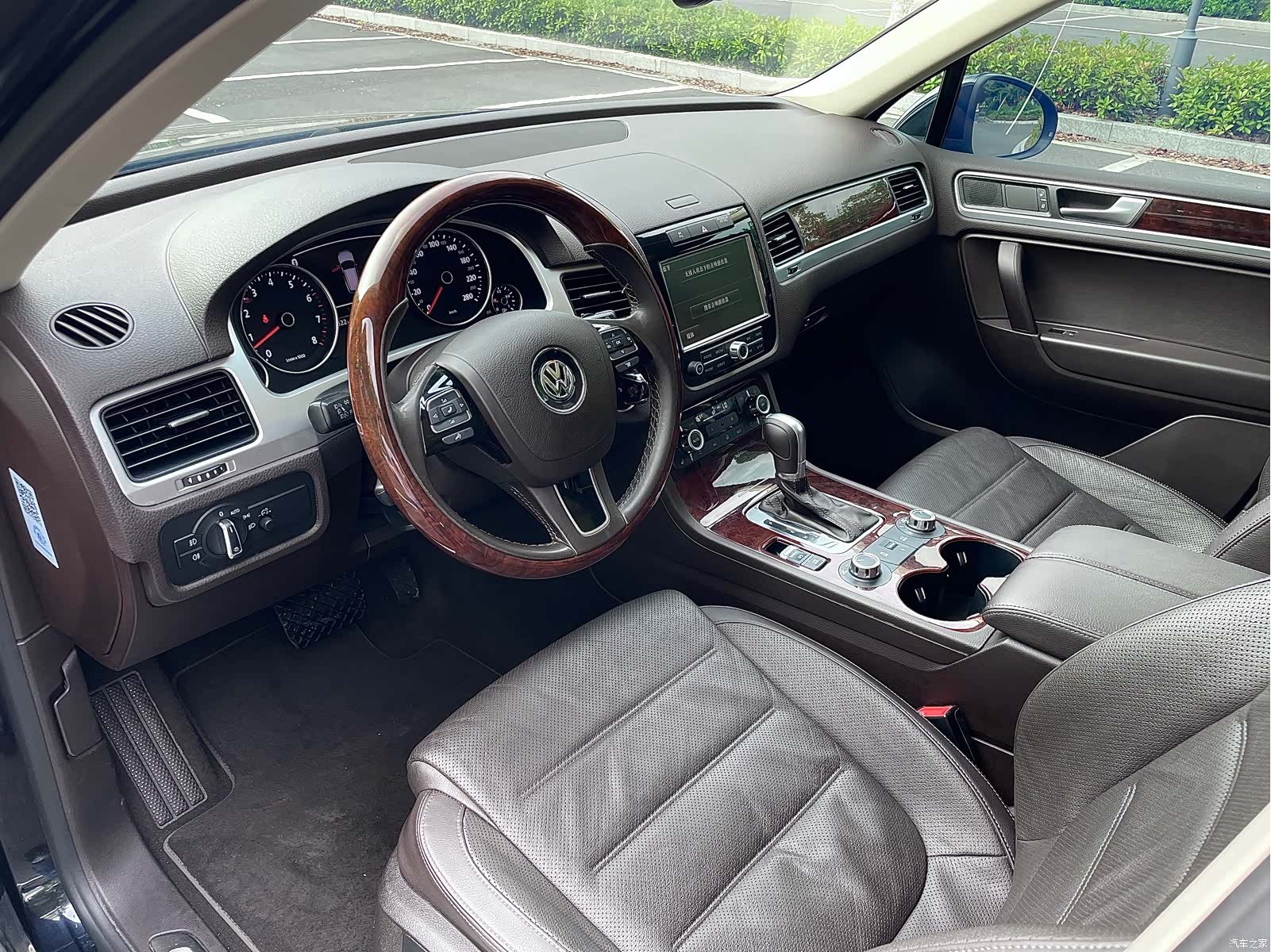 Volkswagen Touareg, 2015 6