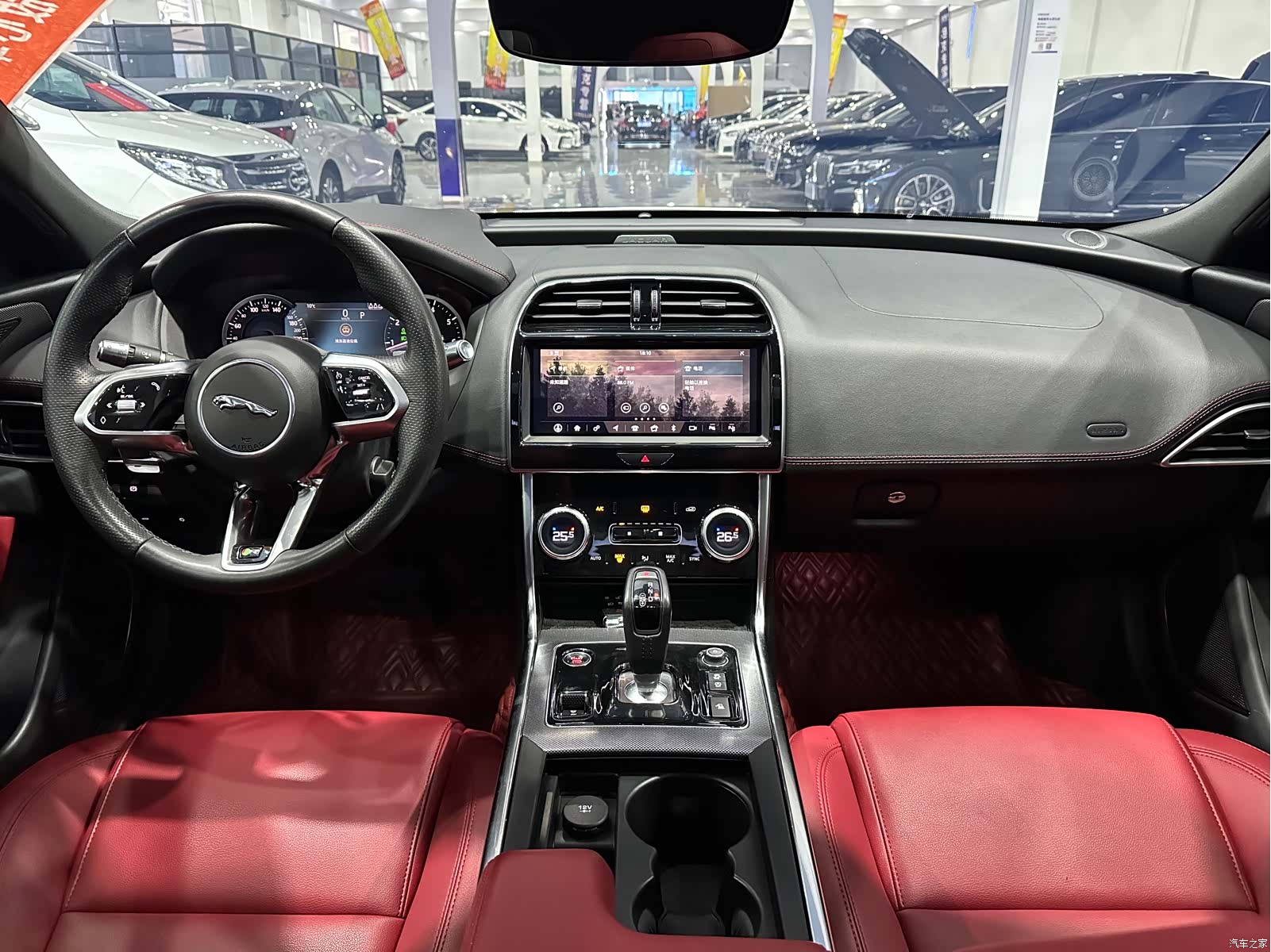 Land Rover XEL, 2021 15