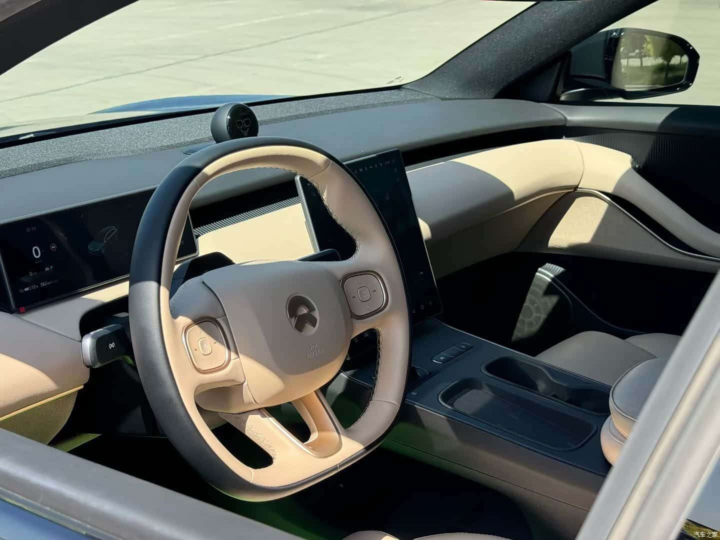NIO ET5, 2024 11
