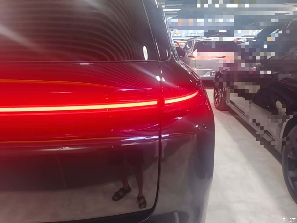 Li Auto L8, 2024 8