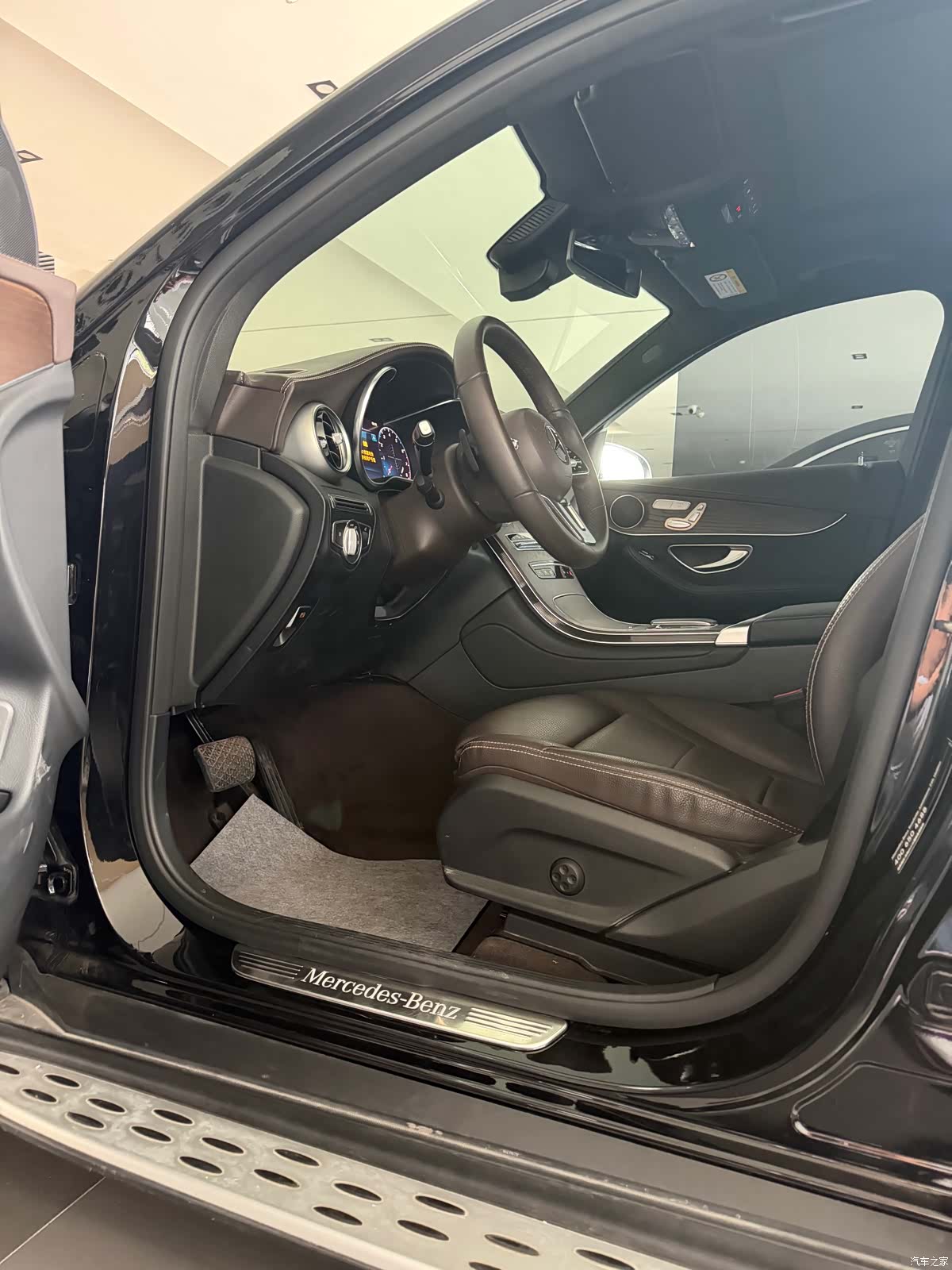 Mercedes-Benz GLC, 2022 4