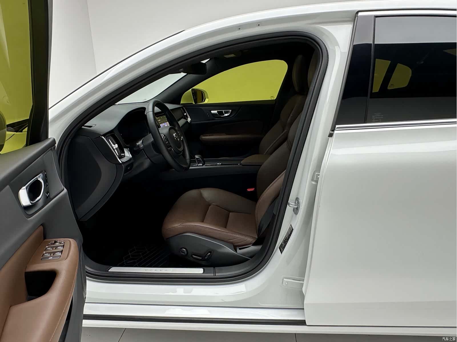 Volvo S60, 2023 7