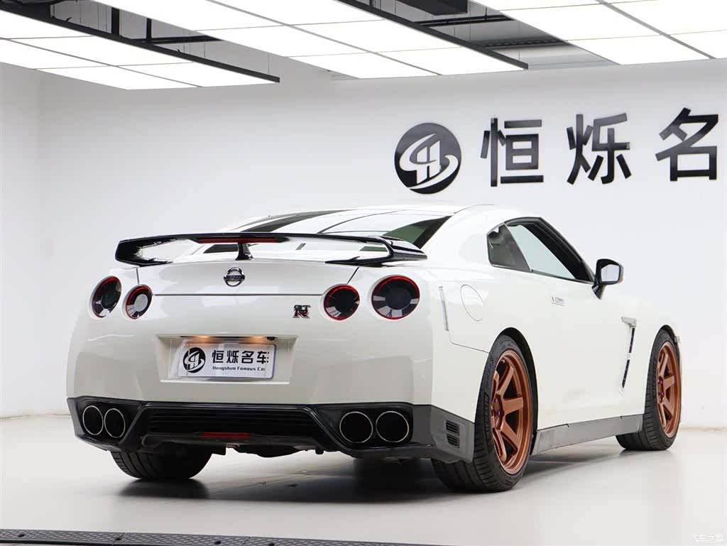 Nissan GT-R, 2017 27