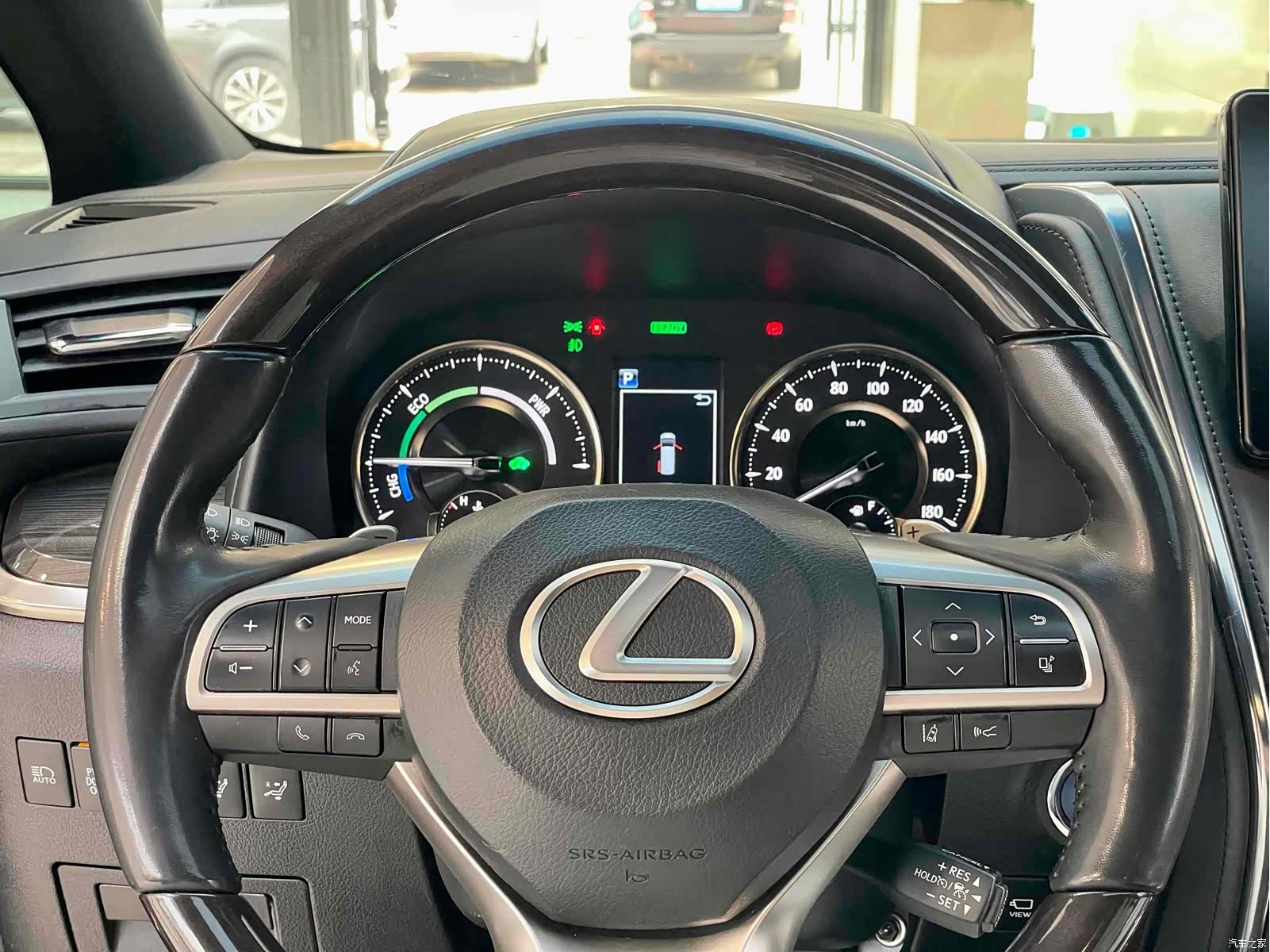 Lexus LM, 2020 33