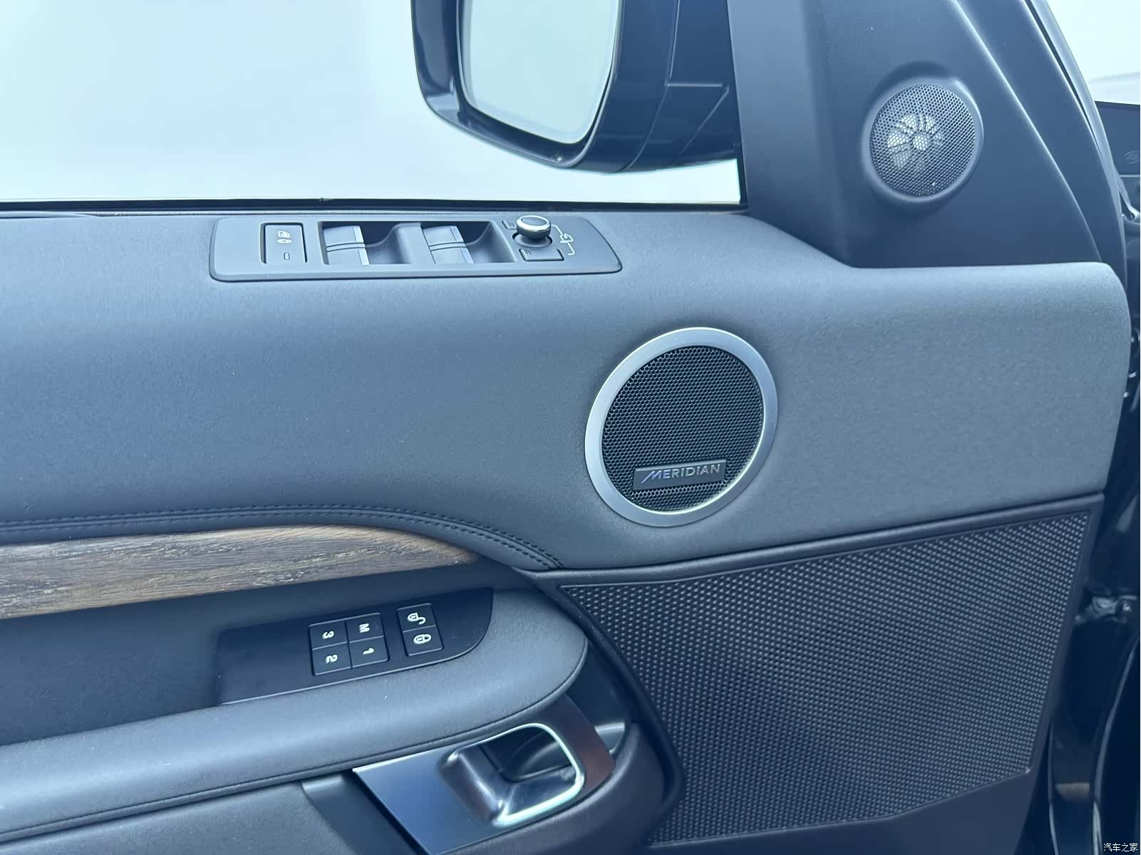 Land Rover Discovery, 2019 12
