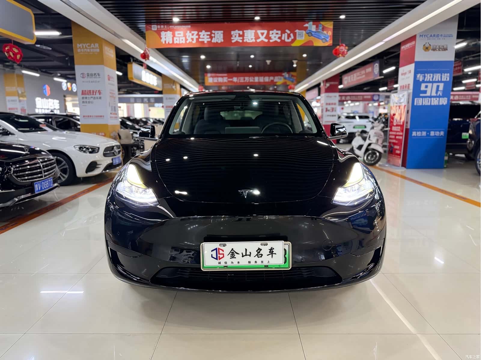 Tesla Model Y, 2023 2