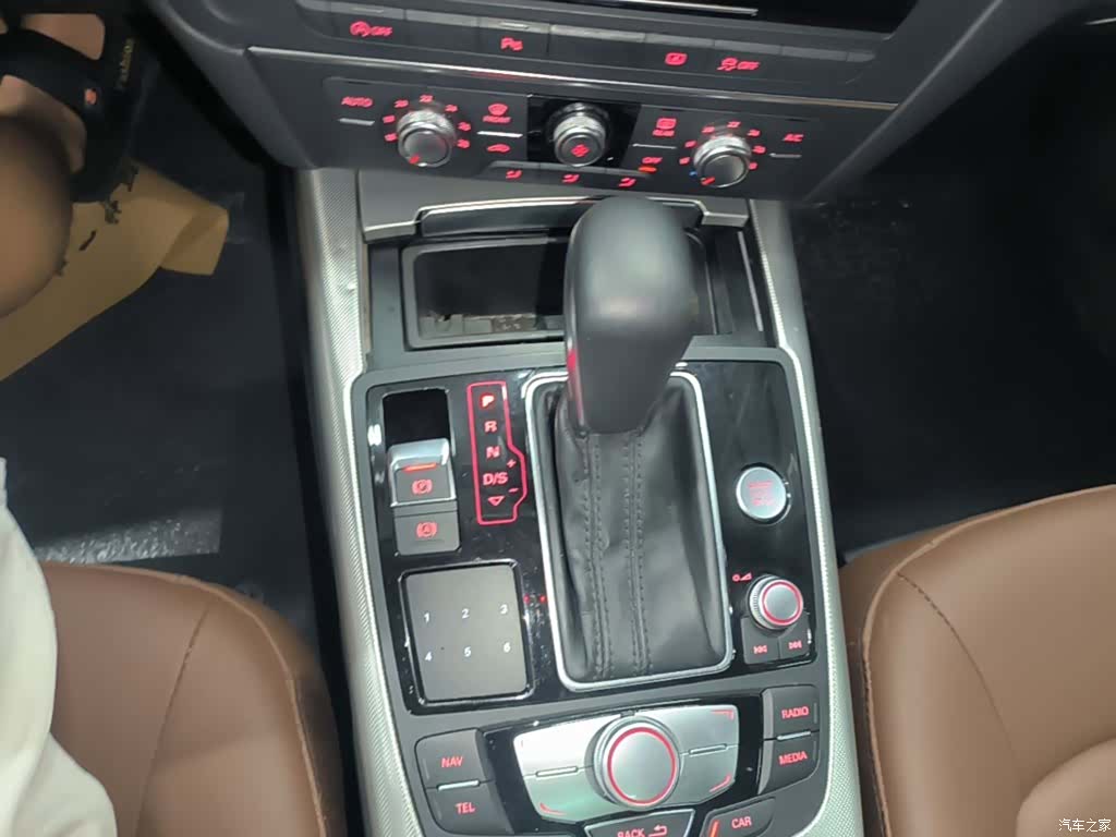 Audi A6L, 2018 14