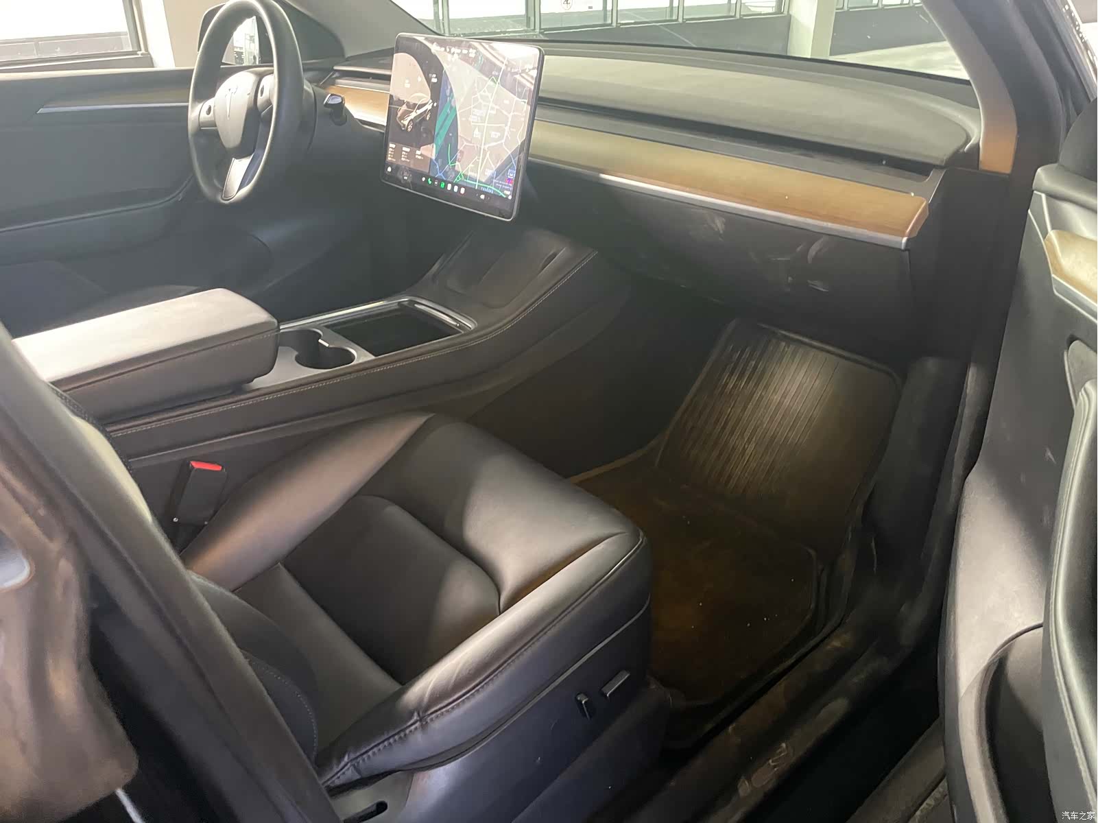 Tesla Model Y, 2022 7