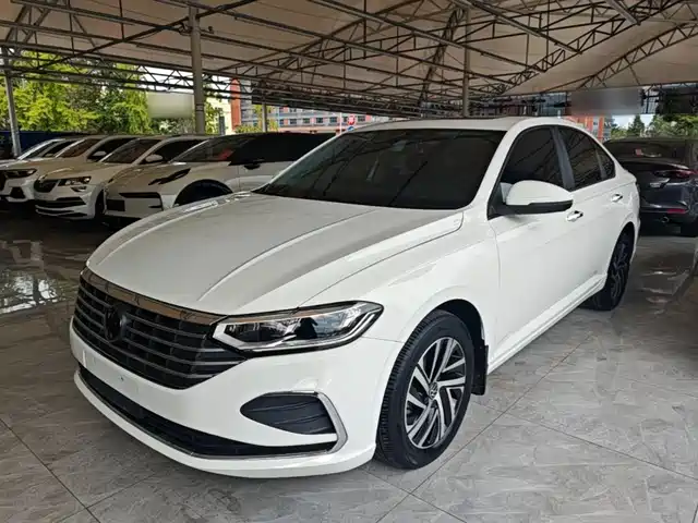Volkswagen Lavida 2023 — купить из Китая под заказ