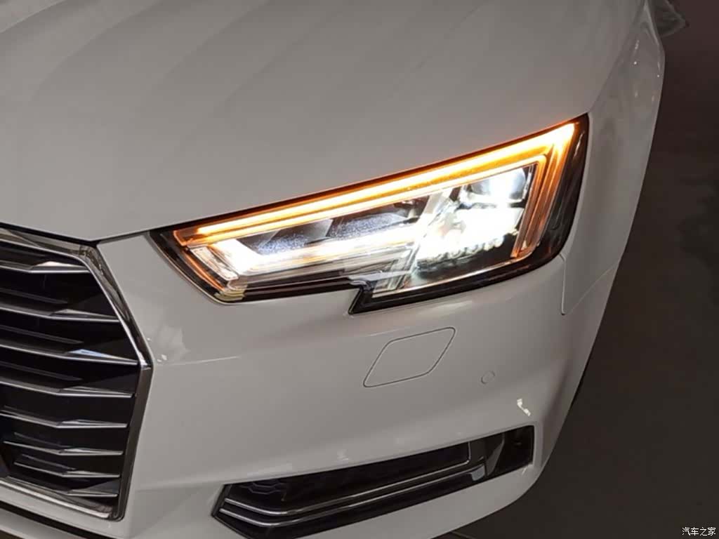 Audi A4L, 2020 24