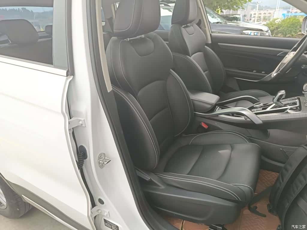 Geely Boyue, 2021 25