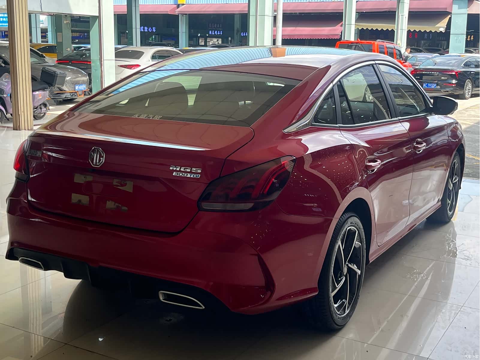 MG MG5, 2021 9