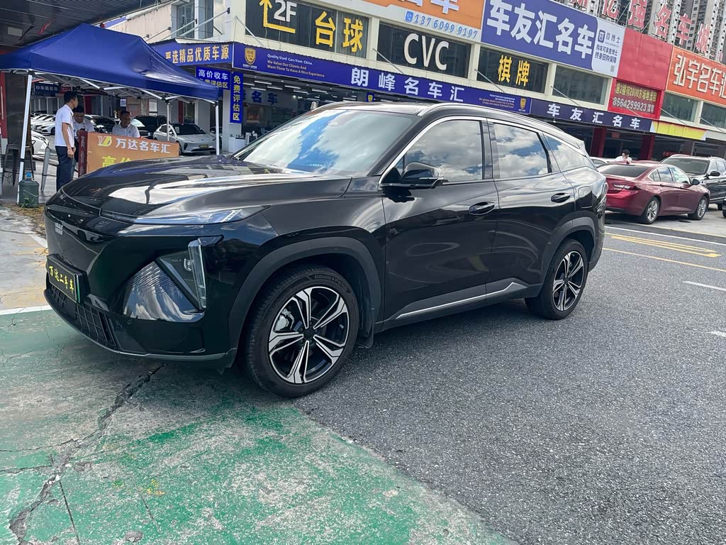 Geely Galaxy L7