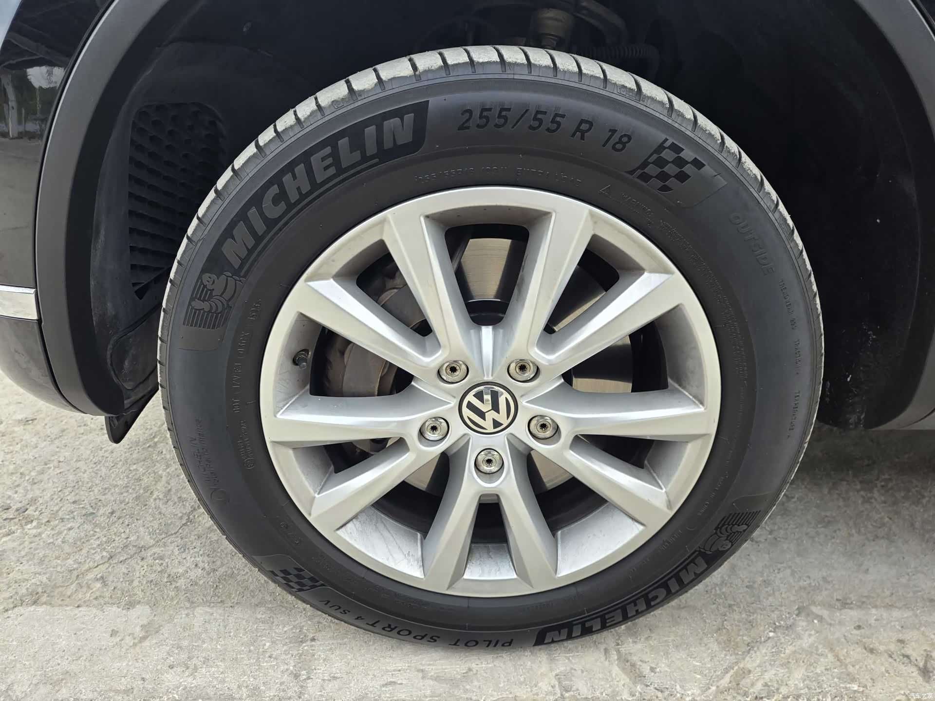 Volkswagen Touareg, 2017 11