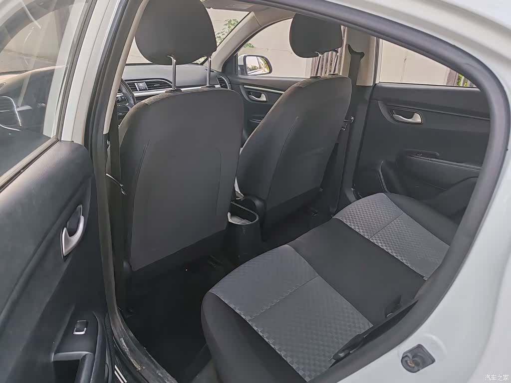 Kia K2, 2017 10