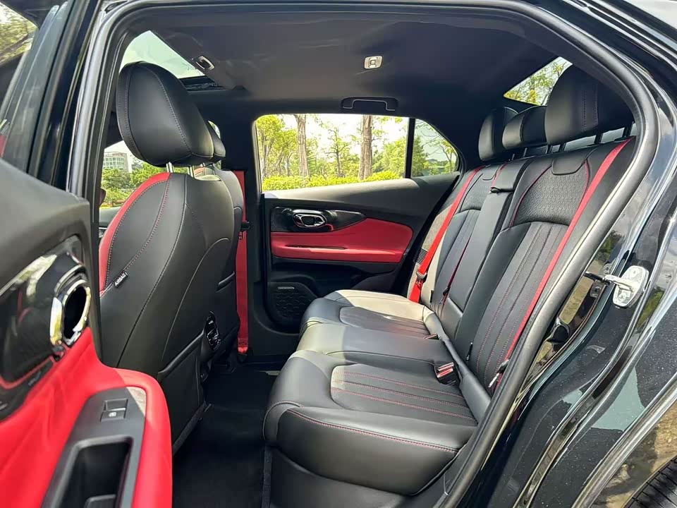 Trumpchi Shadow Leopard