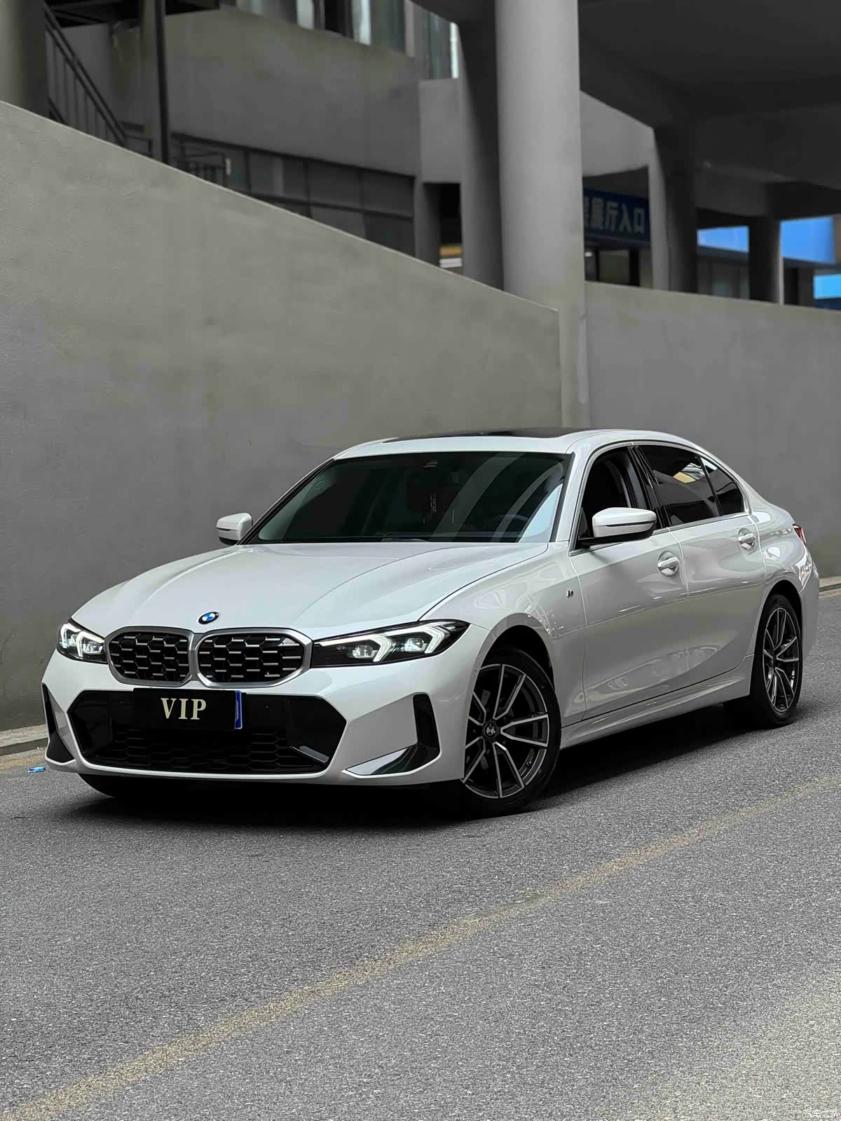 BMW 3 Series, 2024 1