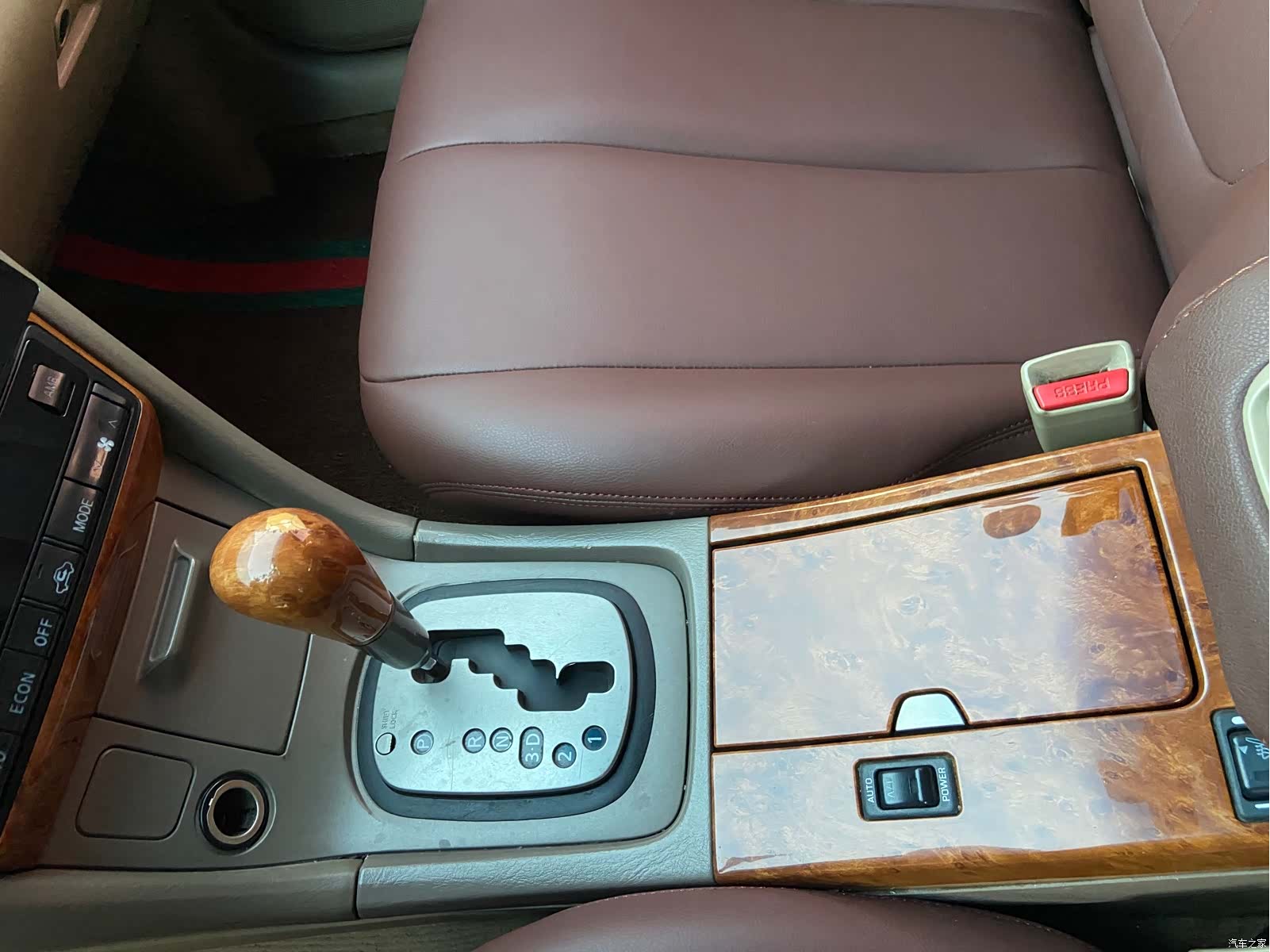 Nissan 3.0, 2005 31
