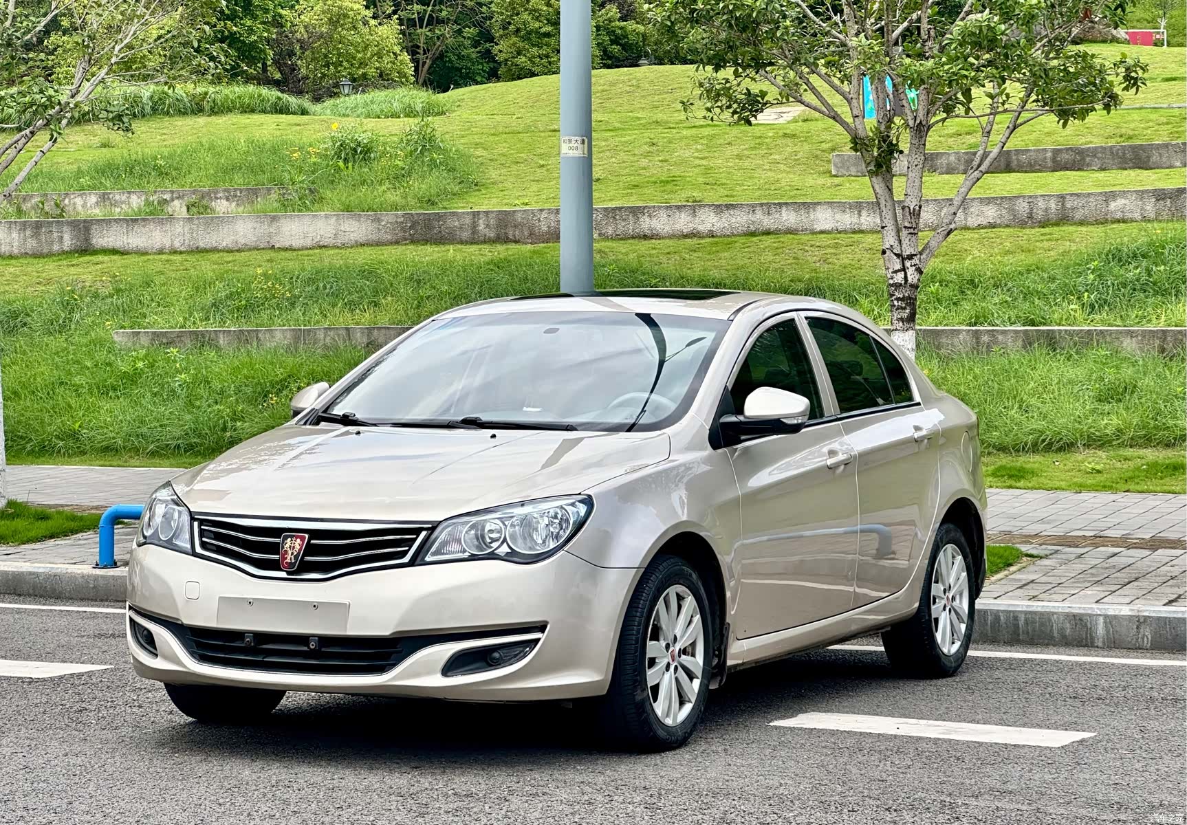Roewe 350, 2016 1