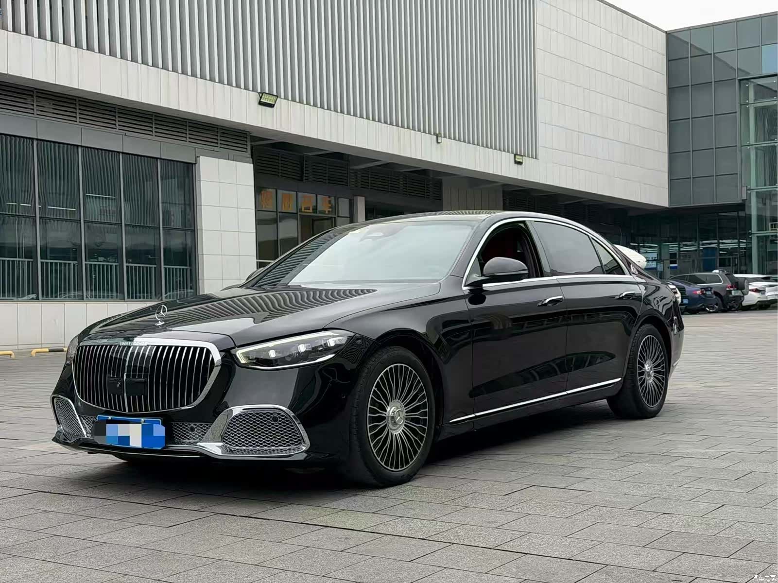 Mercedes-Benz S-Class, 2023 1