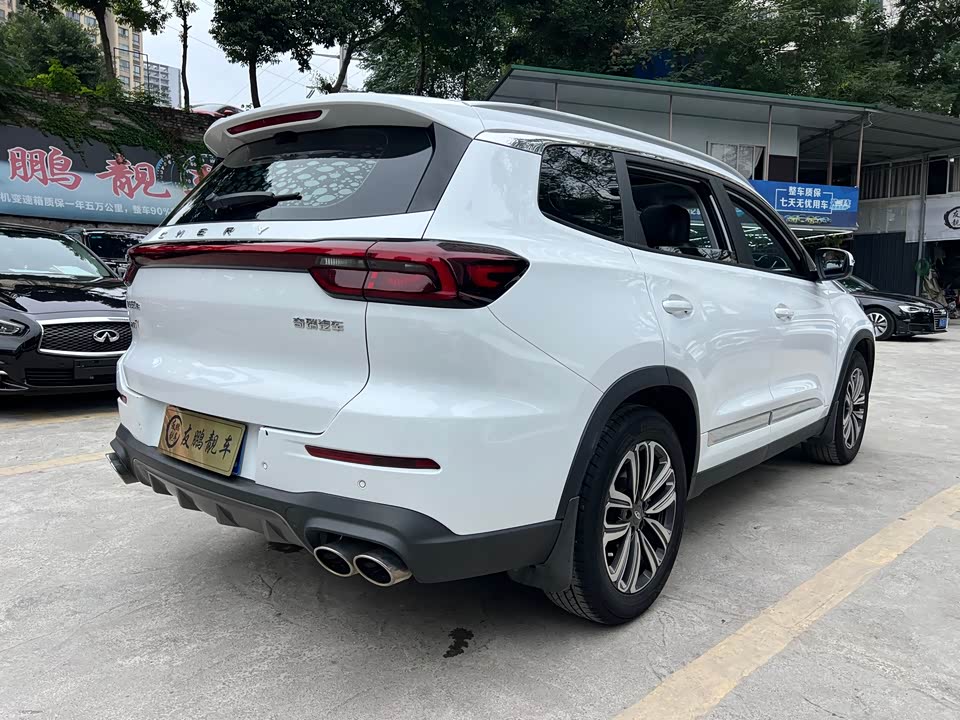 Chery Tiggo 8