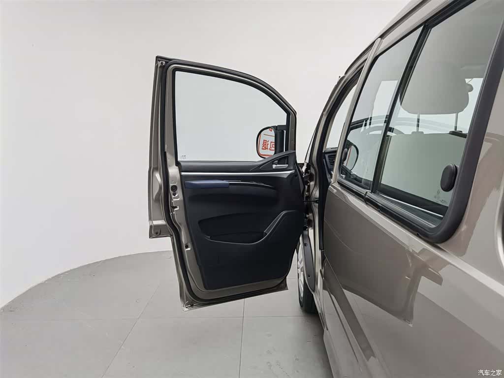 DongFeng M5L, 2022 8