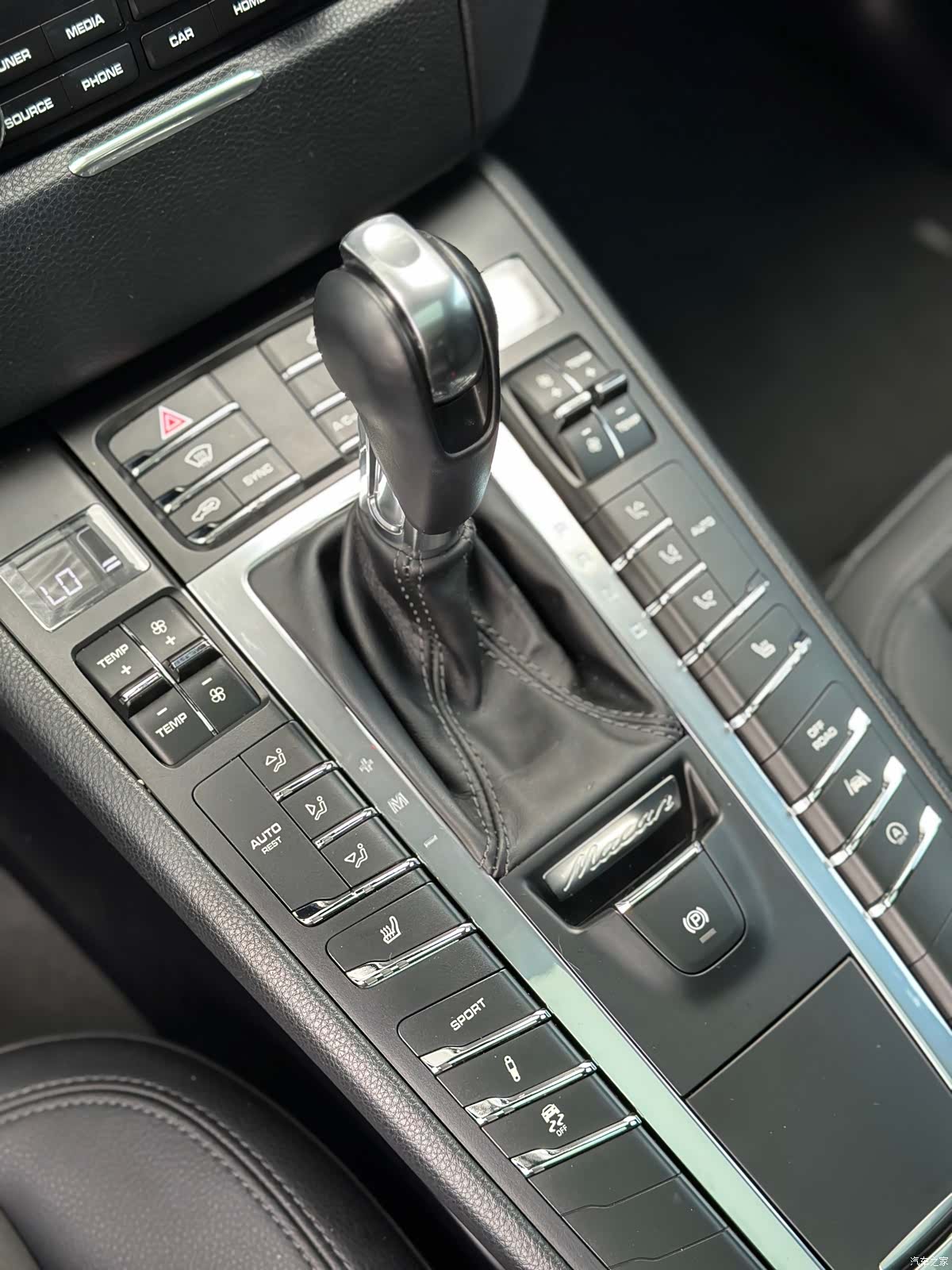 Porsche Macan, 2018 8